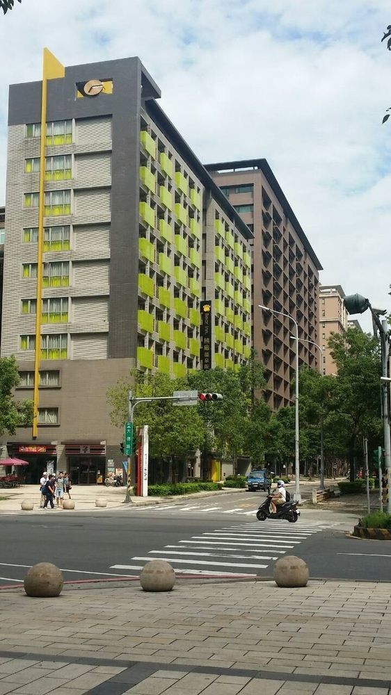 Bear Hotel Sanxia Exterior photo